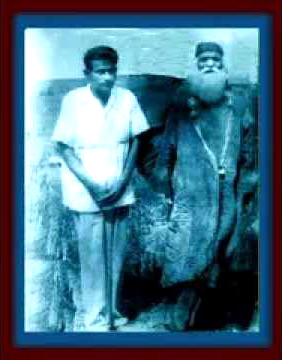 Baba Ubaid Ullah Durrani with Hazrat Baba Tajuddin Nagpori